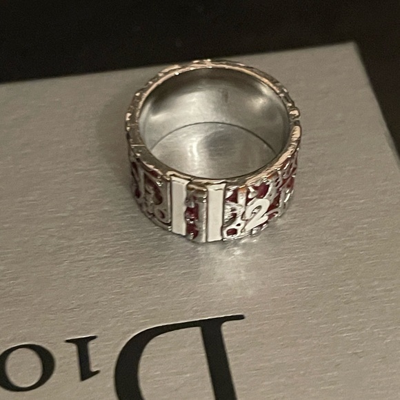 Dior Ring - Picture 2 of 11